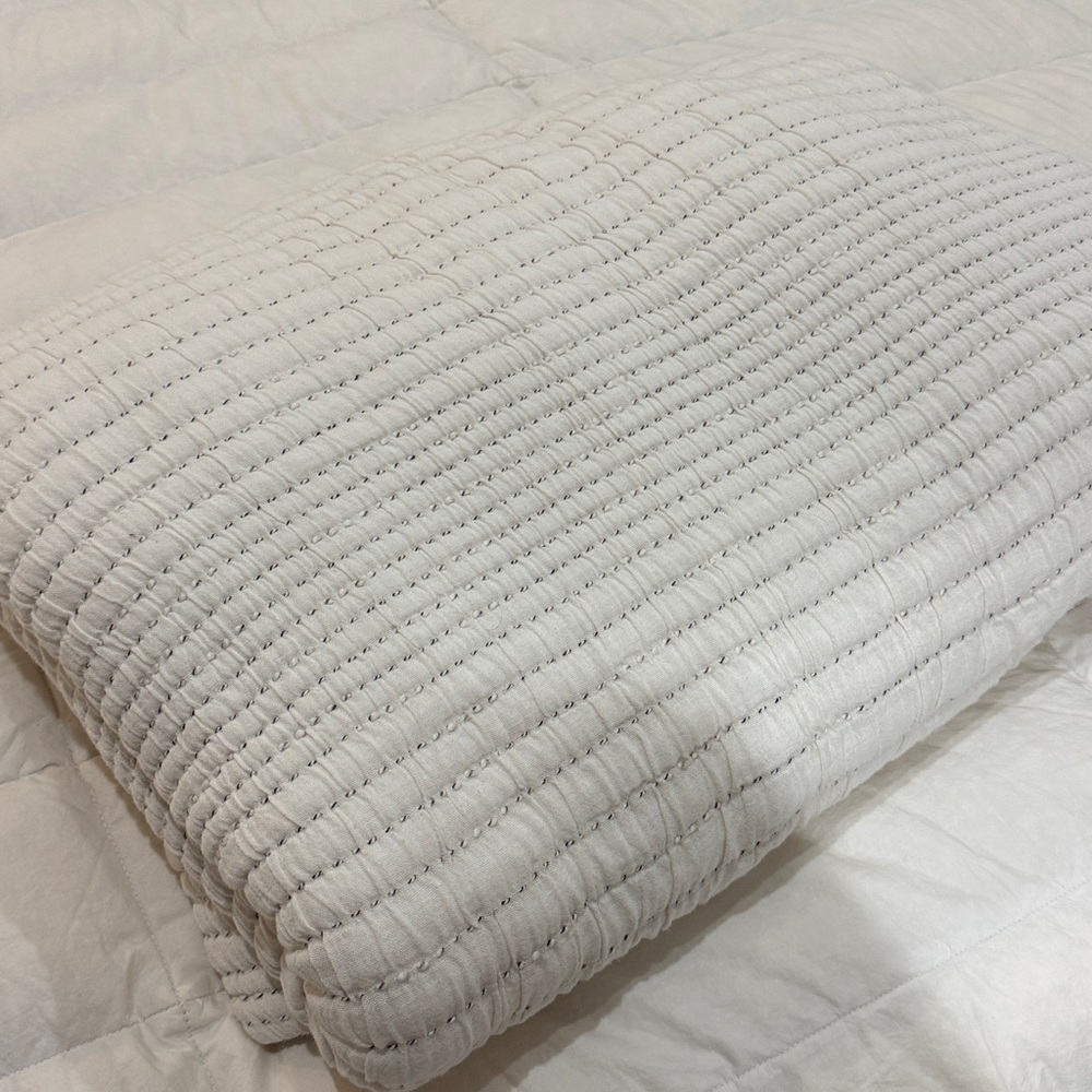 NWOT QUINCE Organic Cotton Channel Stitch Coverlet King/Cal King Undyed 1923